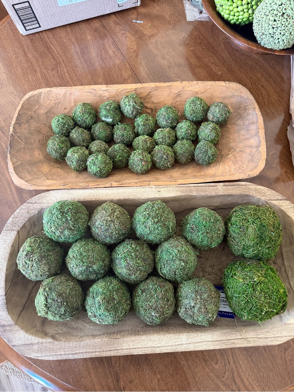 Decorative Moss Balls for Table Centerpiece - Green 38 pieces